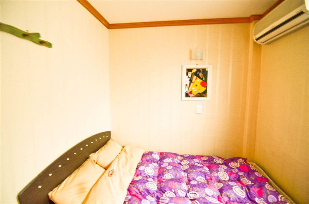 Guest house Myeongdong Town