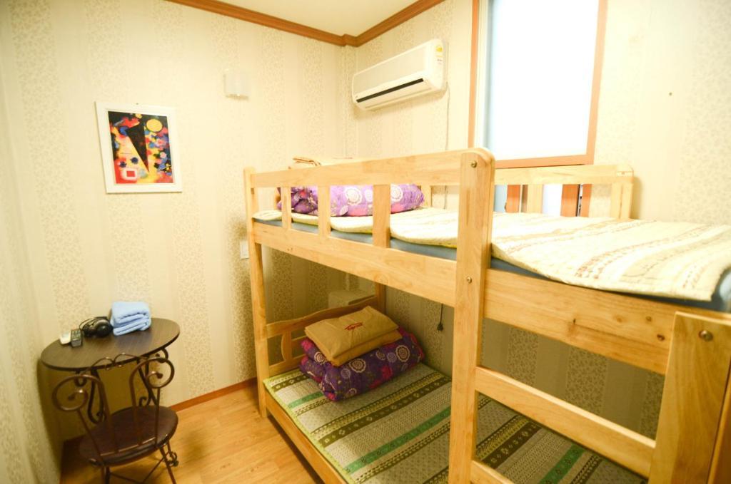 Myeongdong Town Guest house 2*