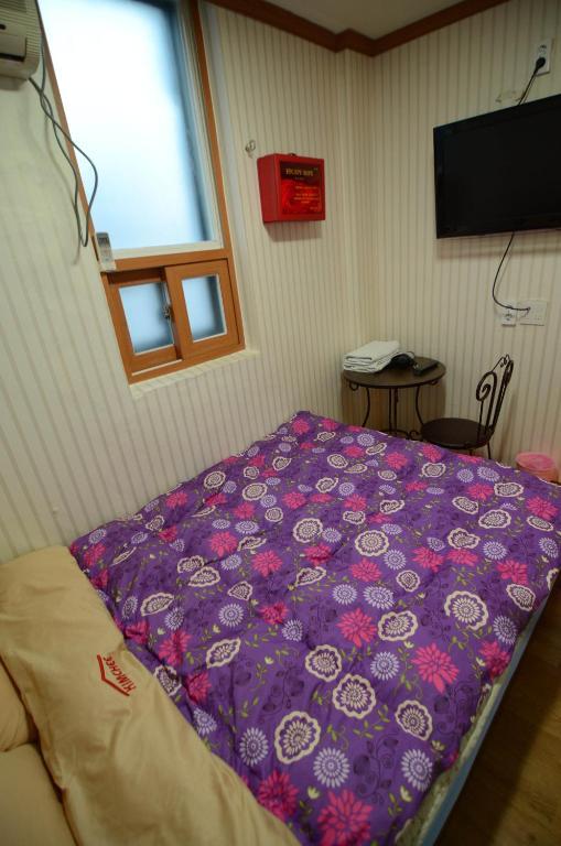Guest house Myeongdong Town