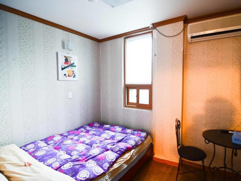 Guest house Myeongdong Town 2*